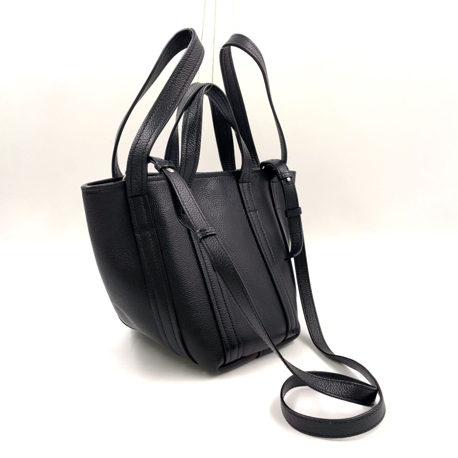 Balenciaga Everyday Shoulder Bag Leather Black Handle Silver — view 2