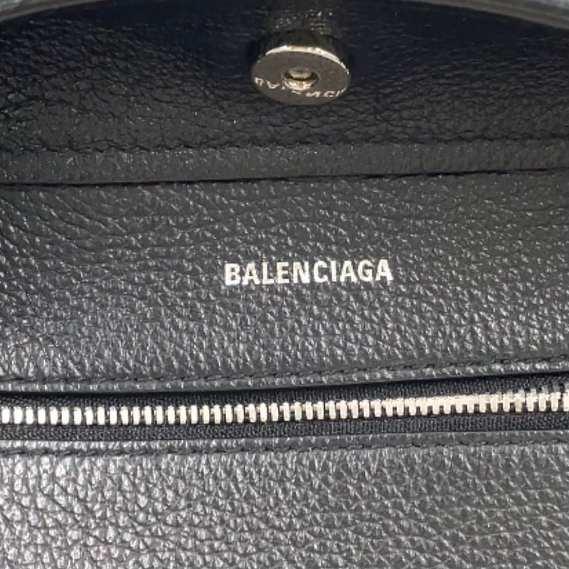 Balenciaga Everyday Shoulder Bag Leather Black Handle Silver — view 4