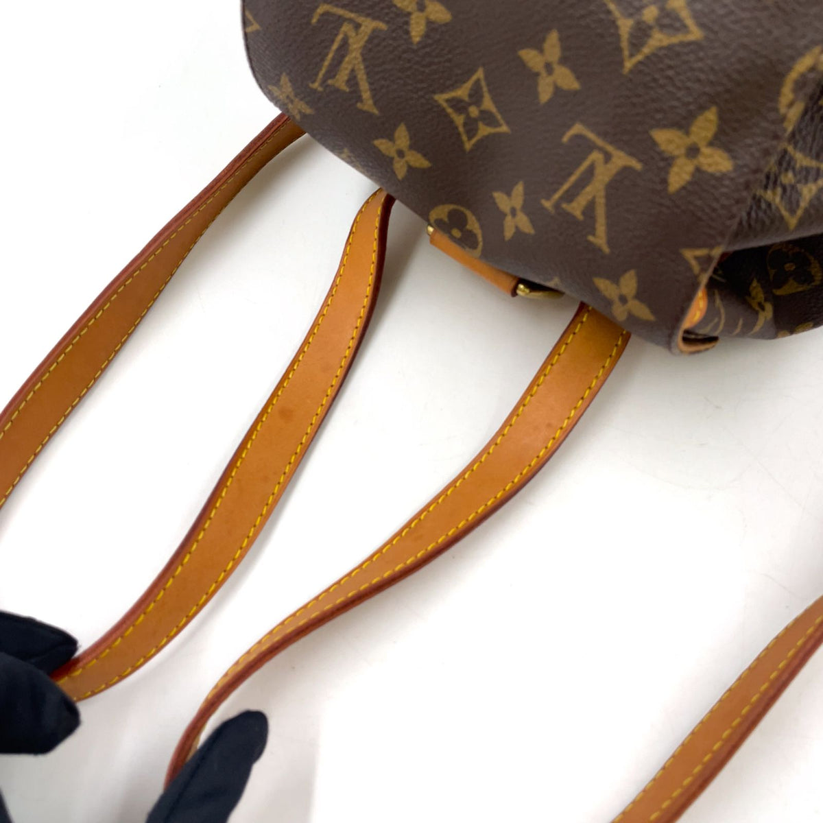 Louis Vuitton Montsouris MM Monogram Leather Backpack — view 5