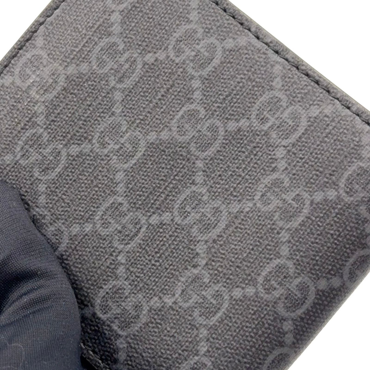Gucci New Web GG Supreme Gray Bifold Wallet — view 6