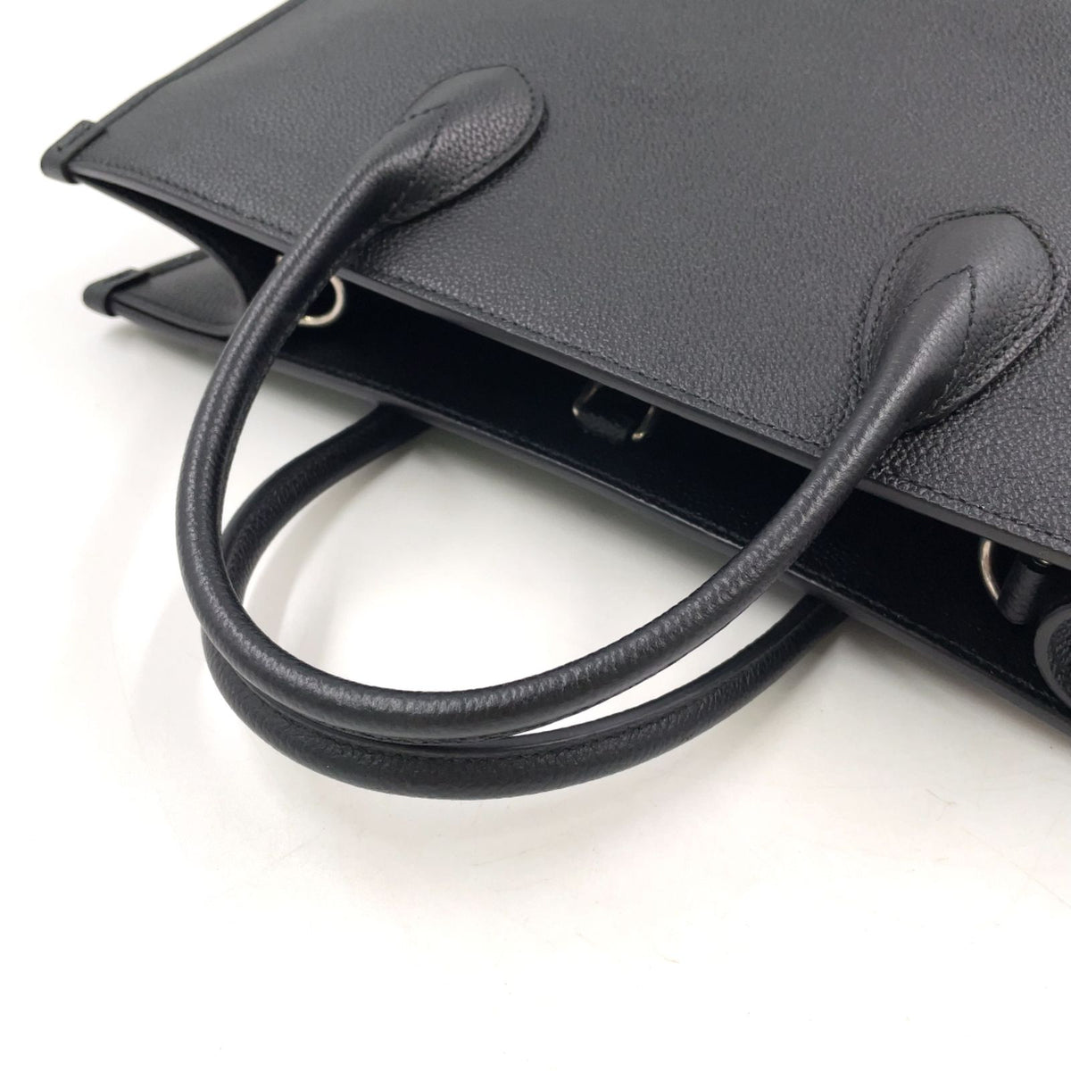 Gucci GG Supreme Shoulder Strap Leather Black Tote Bag Silver — view 5