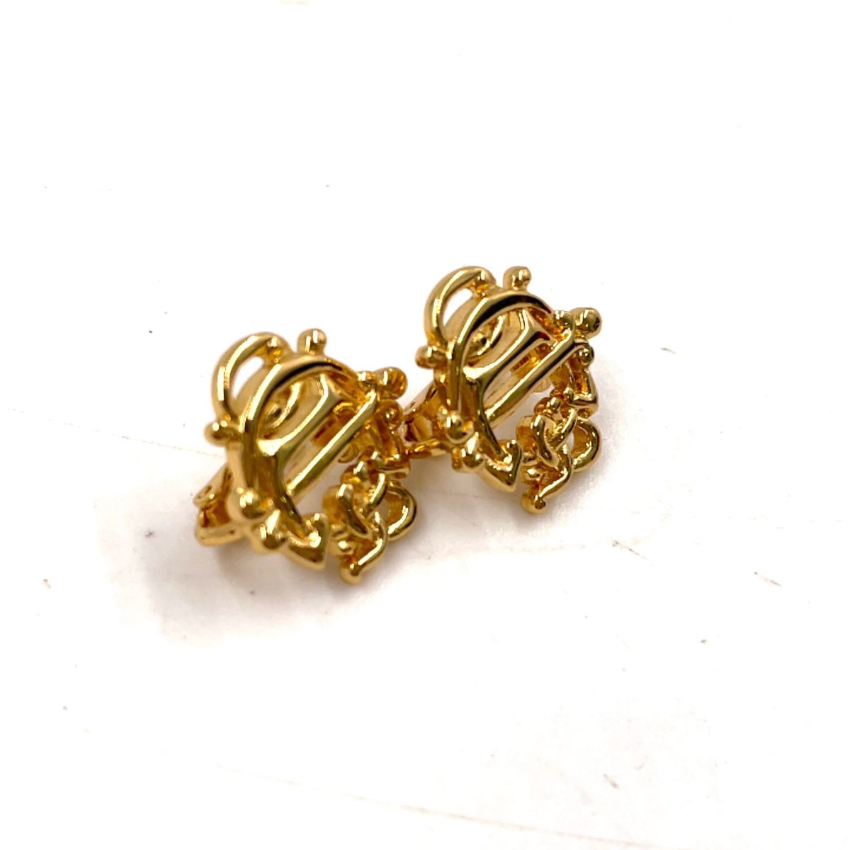 Dior Emblem Metal Gold Earrings — view 6