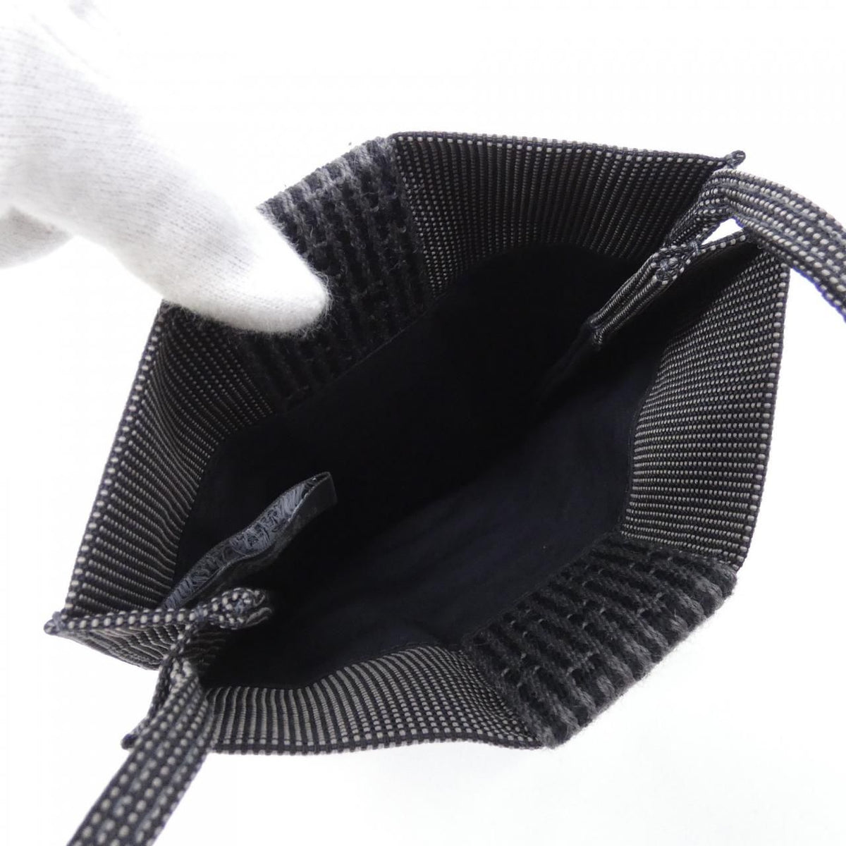 Hermes Her Line Pochette Shoulder Bag — view 4