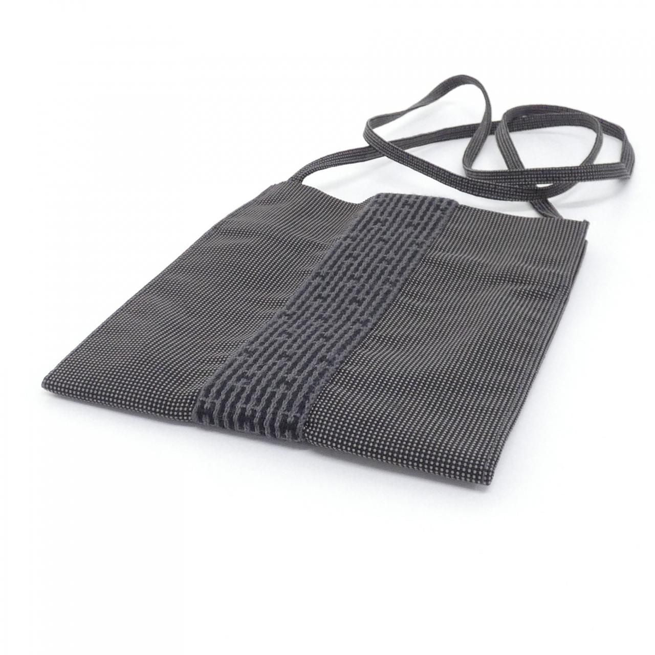 Hermes Her Line Pochette Shoulder Bag — view 2