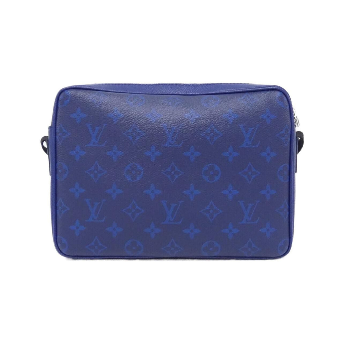 Louis Vuitton Taiga Llama Outdoor Messenger PM M Shoulder Bag — view 2