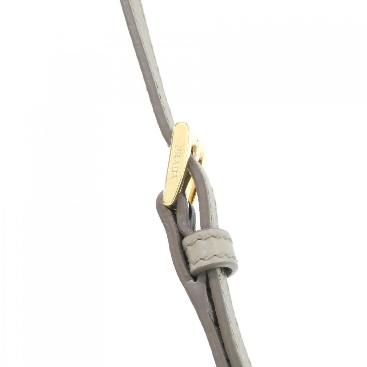 Prada Shoulder Bag Gold — view 5