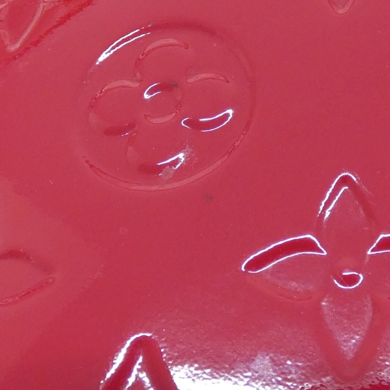 Louis Vuitton Vernis Alma MM Bag — view 3
