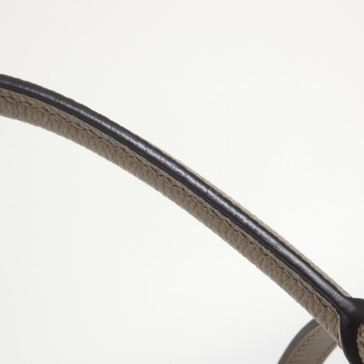 Louis Vuitton Bicolor Monogram Empreinte On The Go MM Bag — view 5