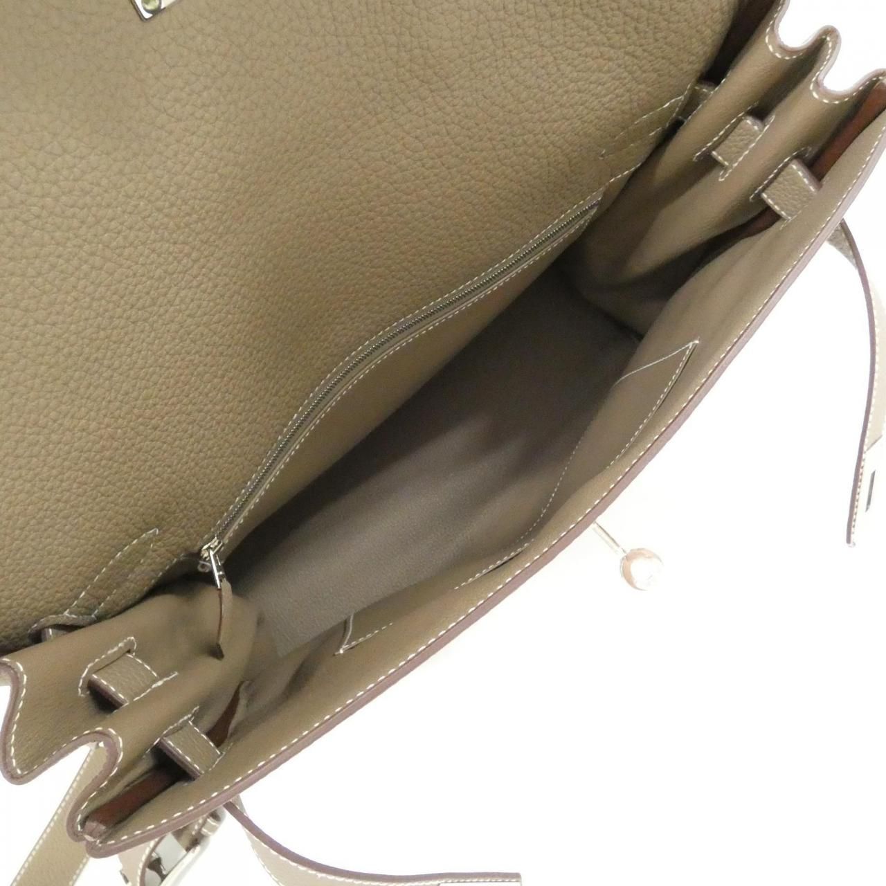 Hermes Kelly Messenger GM Shoulder Bag — view 8
