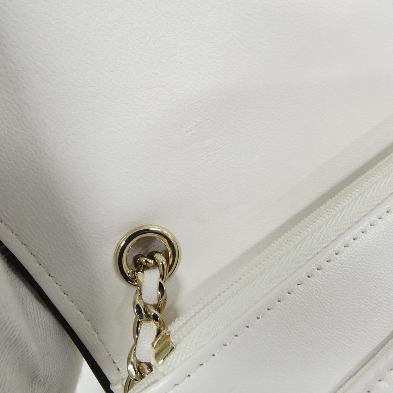 Chanel Chain Wallet Shoulder Bag — view 8