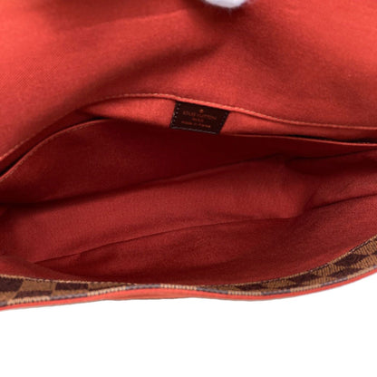 Louis Vuitton Aves Shoulder Bag Damier Canvas — view 5