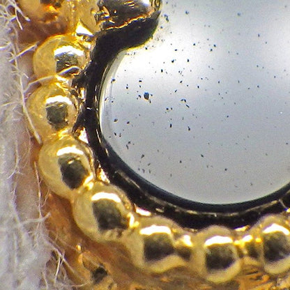 Van Cleef & Arpels Earrings Sweet Alhambra Onyx 18K Yellow Gold — view 6