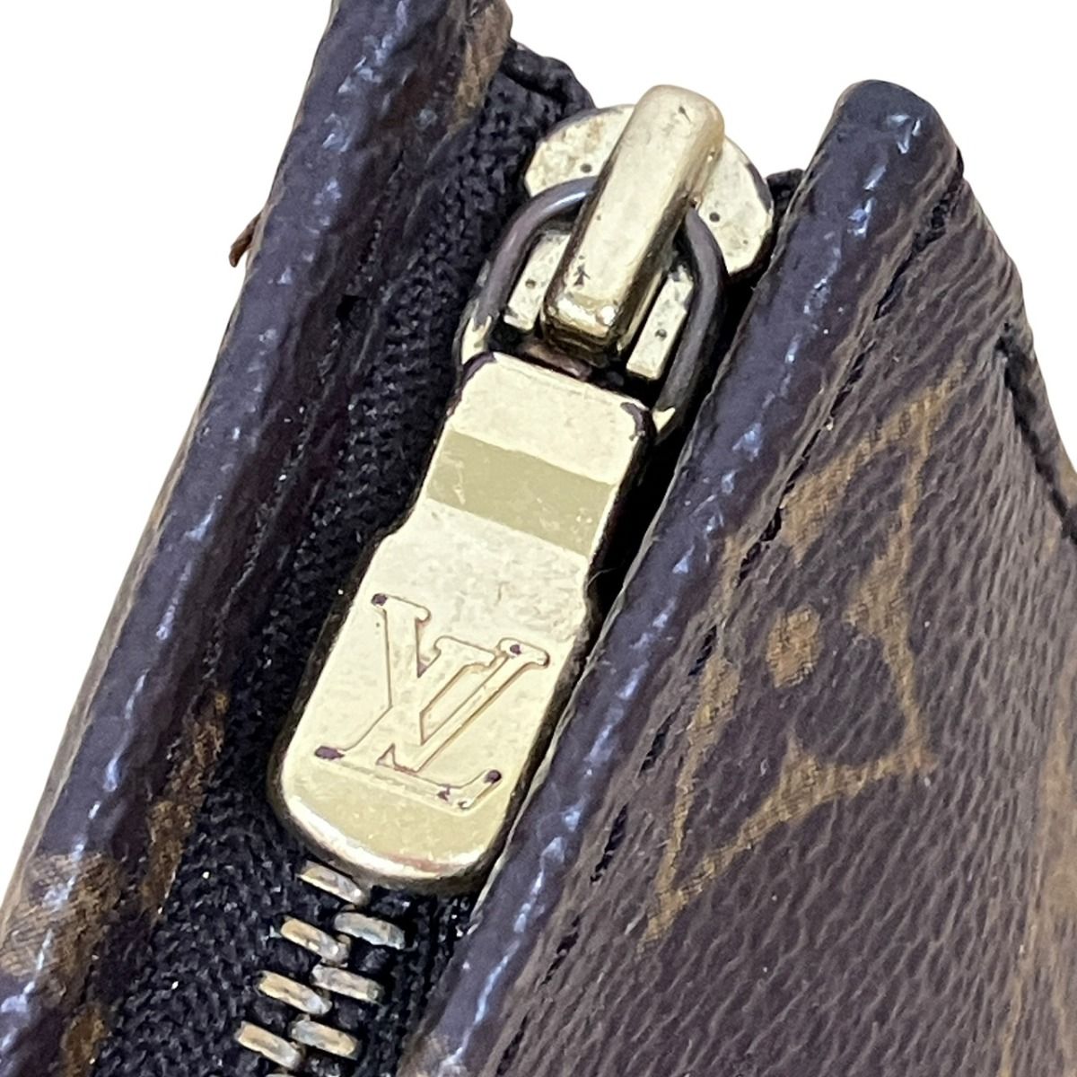 Louis Vuitton Posh Twill 19 Monogram Pouch Canvas — view 5