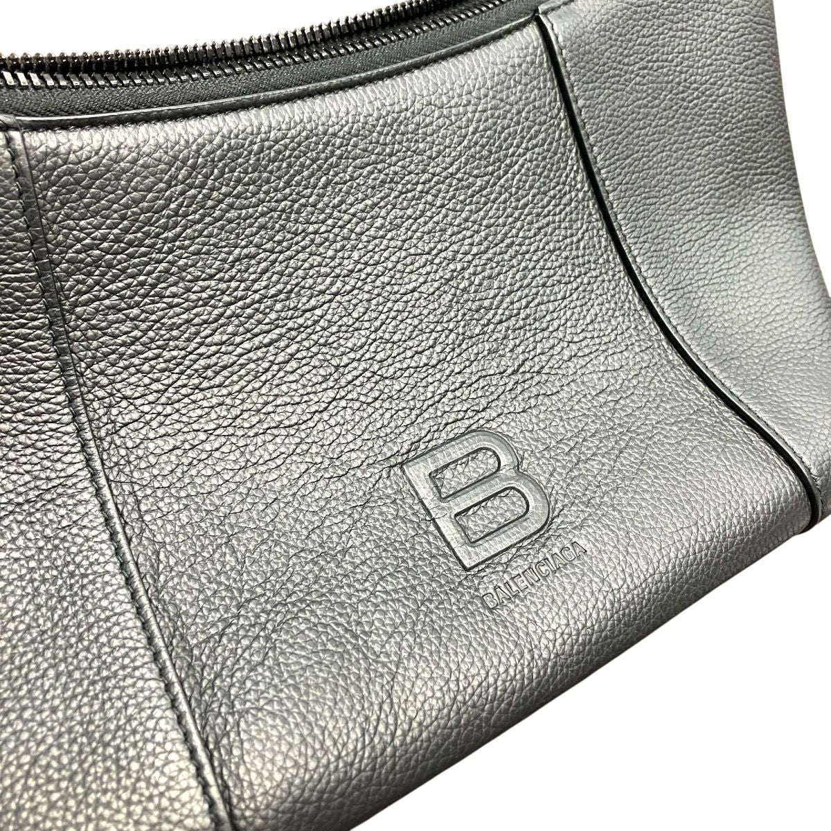 Balenciaga Hourglass XL Shoulder Bag Leather — view 6