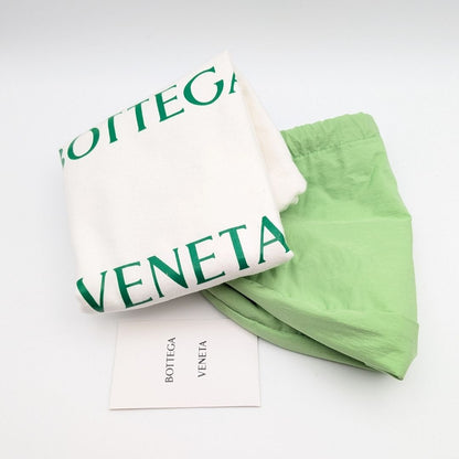 Bottega Veneta the Shell Light Green Leather 2-Way Handle Shoulder Bag — view 8