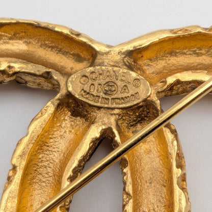 Chanel Brooch CC Logo Lava Gold Fringe Vintage — view 8