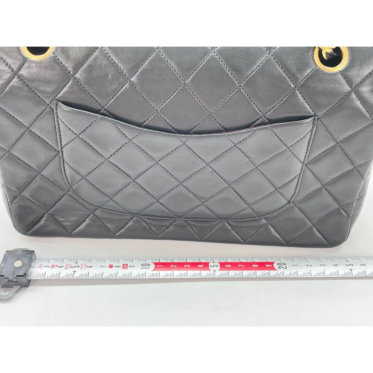 Chanel Shoulder Bag Quilted — view 4