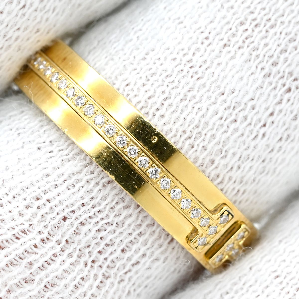 Tiffany & Co Ring T Two Narrow Diamond Yellow Gold 18K — view 3