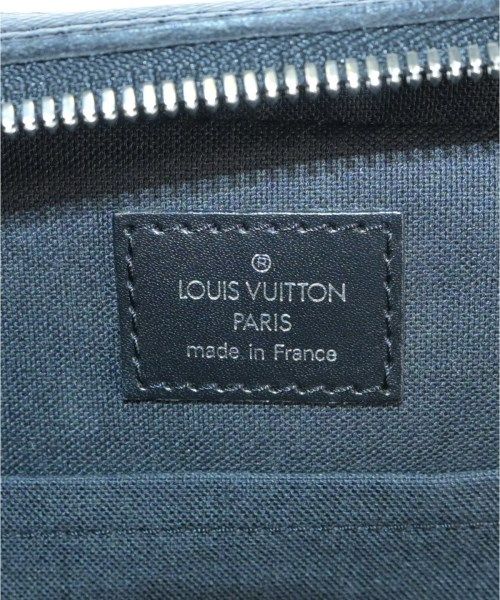 Louis Vuitton Shoulder Bag — view 5
