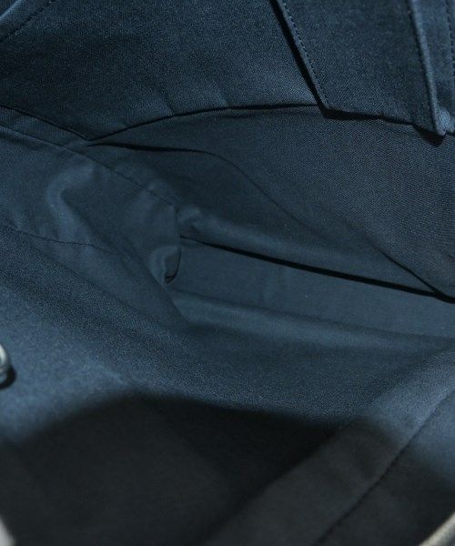Louis Vuitton Shoulder Bag — view 4