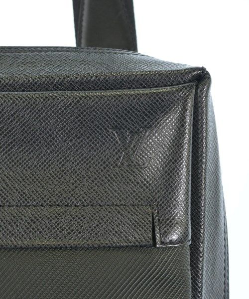 Louis Vuitton Shoulder Bag — view 6