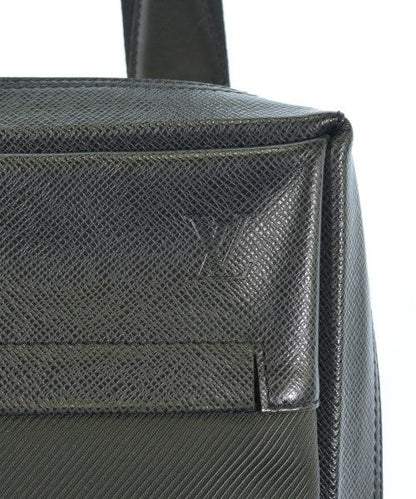 Louis Vuitton Shoulder Bag — view 6