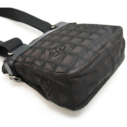 Chanel Shoulder Bag Brown — view 3