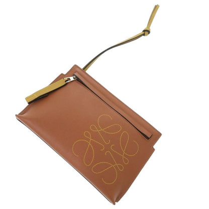Loewe Anagram T Pouch Leather Brown — view 5