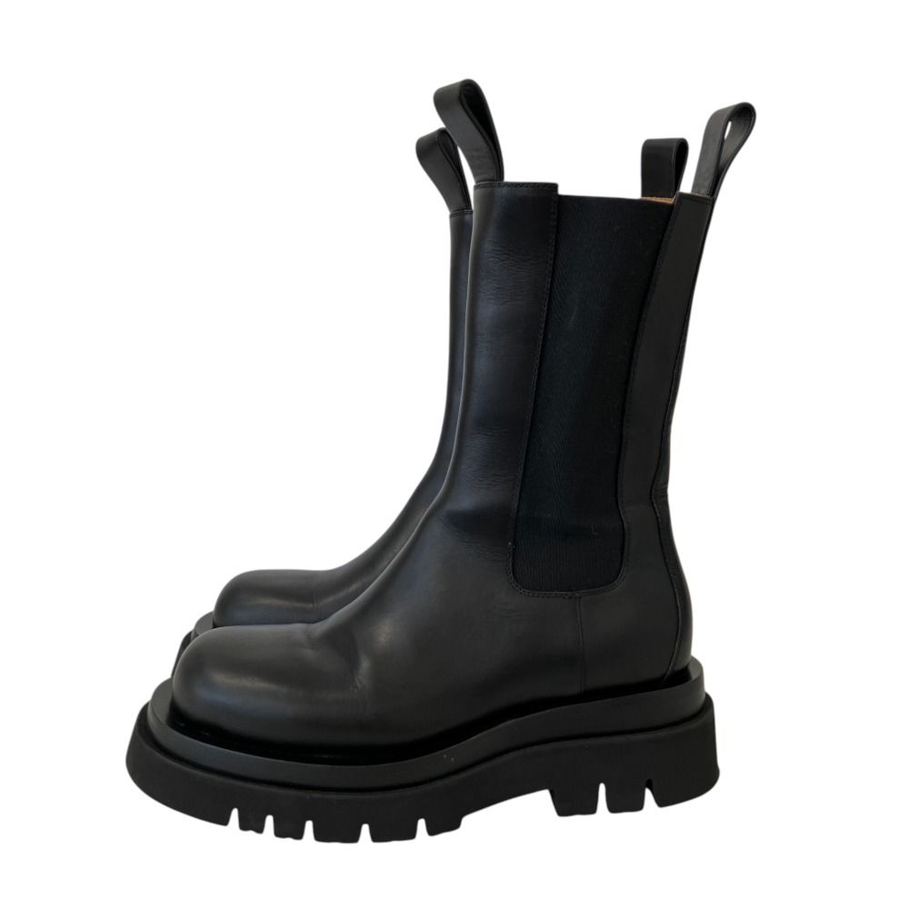 Bottega Veneta Leather Rug Boots Side Gore Chelsea Black — view 2