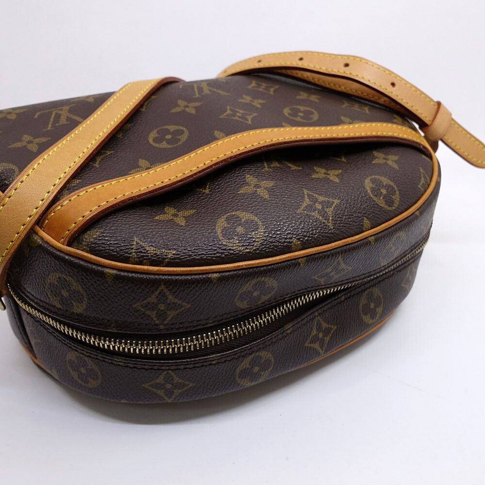Louis Vuitton Blois Shoulder Bag Monogram Canvas Brown Gold — view 3