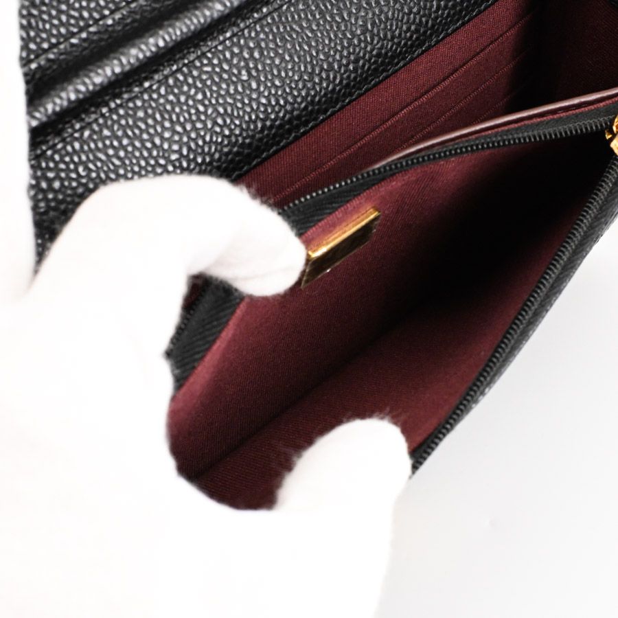 Chanel Chain Wallet Classic Shoulder Bag — view 6
