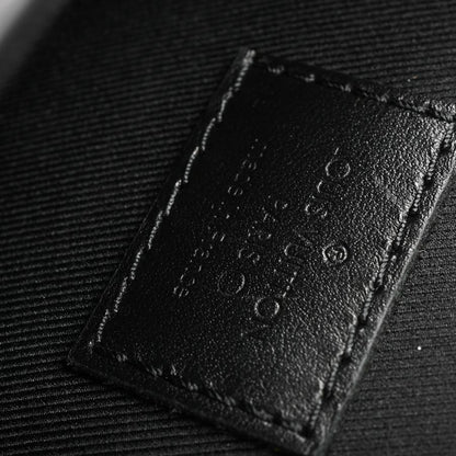 Louis Vuitton Shoulder Bag Vertical Trunk Wearable — view 6