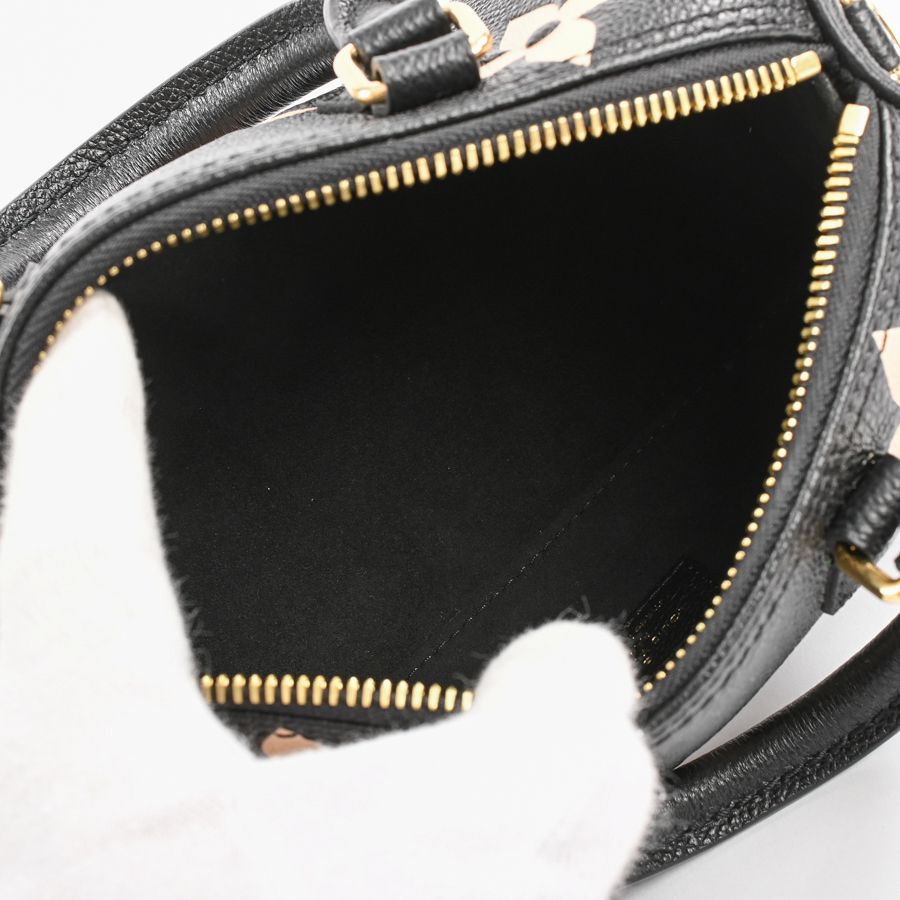 Louis Vuitton Shoulder Bag Papillon BB — view 4