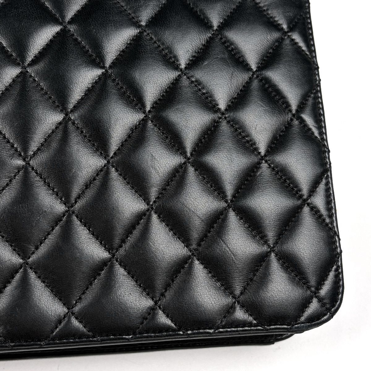 Chanel Quilted Single Flap Chain Shoulder Bag CC Logo Leather Black — view 5