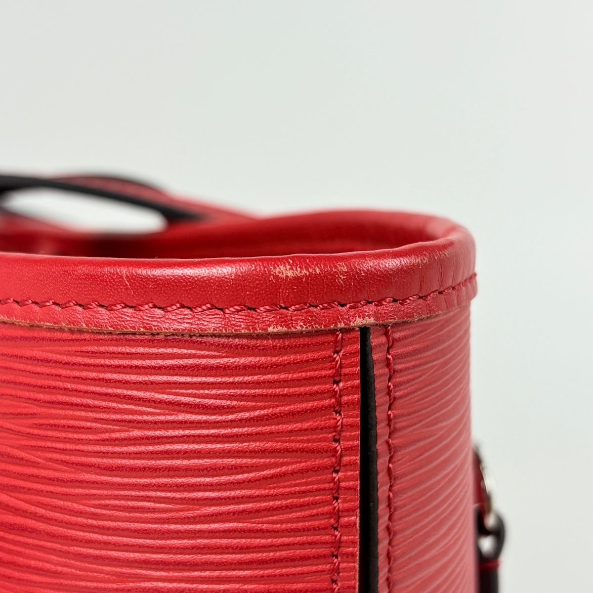 Louis Vuitton Neverfull MM Tote Bag Epi Coquelicot — view 6