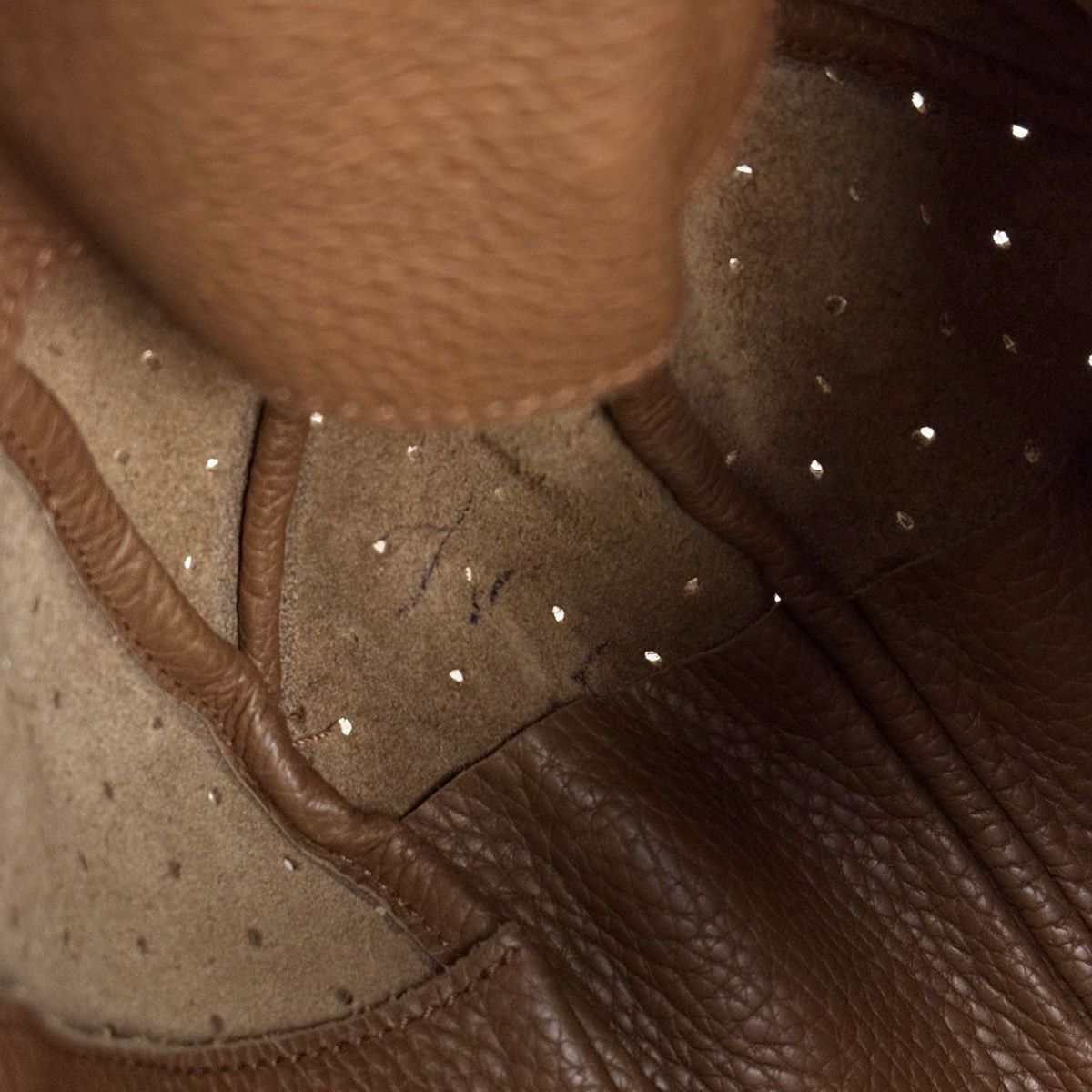 Bottega Veneta Intrecciato Shoulder Bag Perforated Leather Brown — view 6