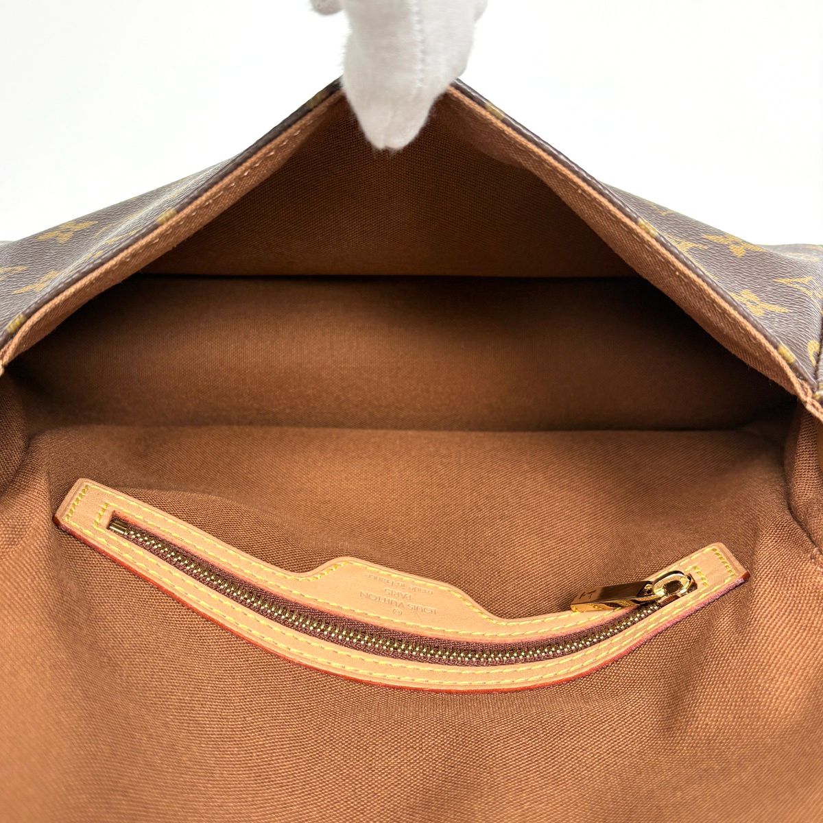 Louis Vuitton Mini Looping Shoulder Handle Bag Monogram Brown — view 6