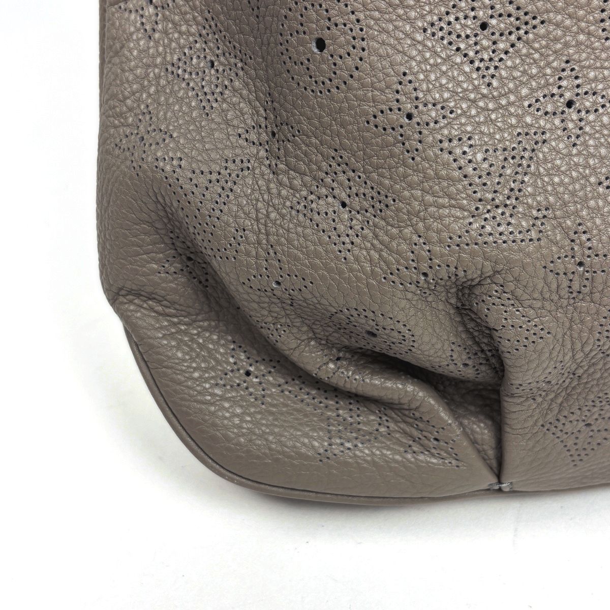 Louis Vuitton Selene MM 2-Way Handle Monogram Mahina Taupe Handbag — view 4