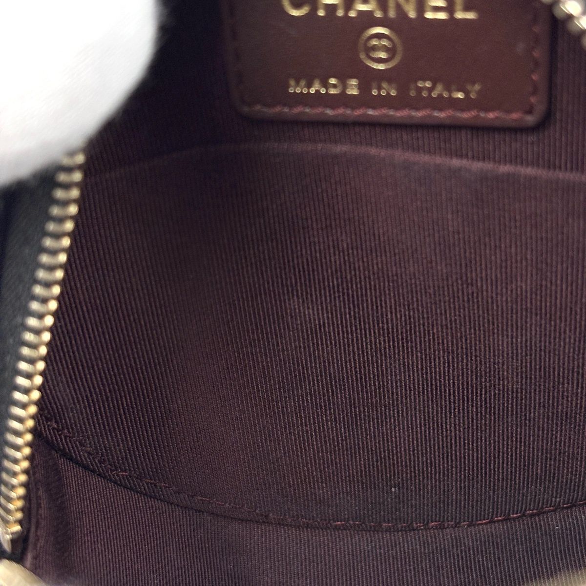 Chanel CC Logo Round Chain Shoulder Bag Quilted Classic Caviar Leather Black — view 7