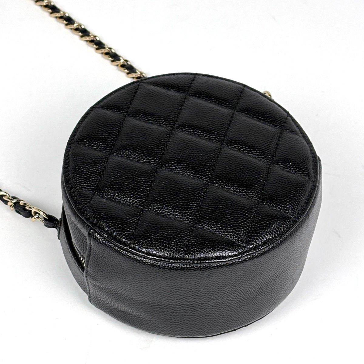 Chanel CC Logo Round Chain Shoulder Bag Quilted Classic Caviar Leather Black — view 2