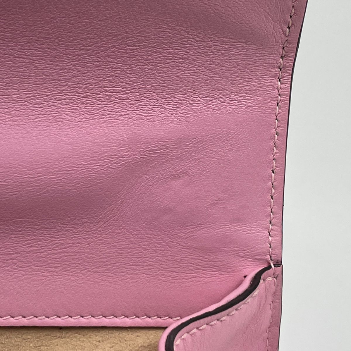 Gucci Shoulder Bag GG Pattern Supreme Strawberry Beige Pink Multicolor — view 6