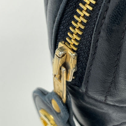 Chanel Shoulder Bag CC Logo Leather Navy — view 6