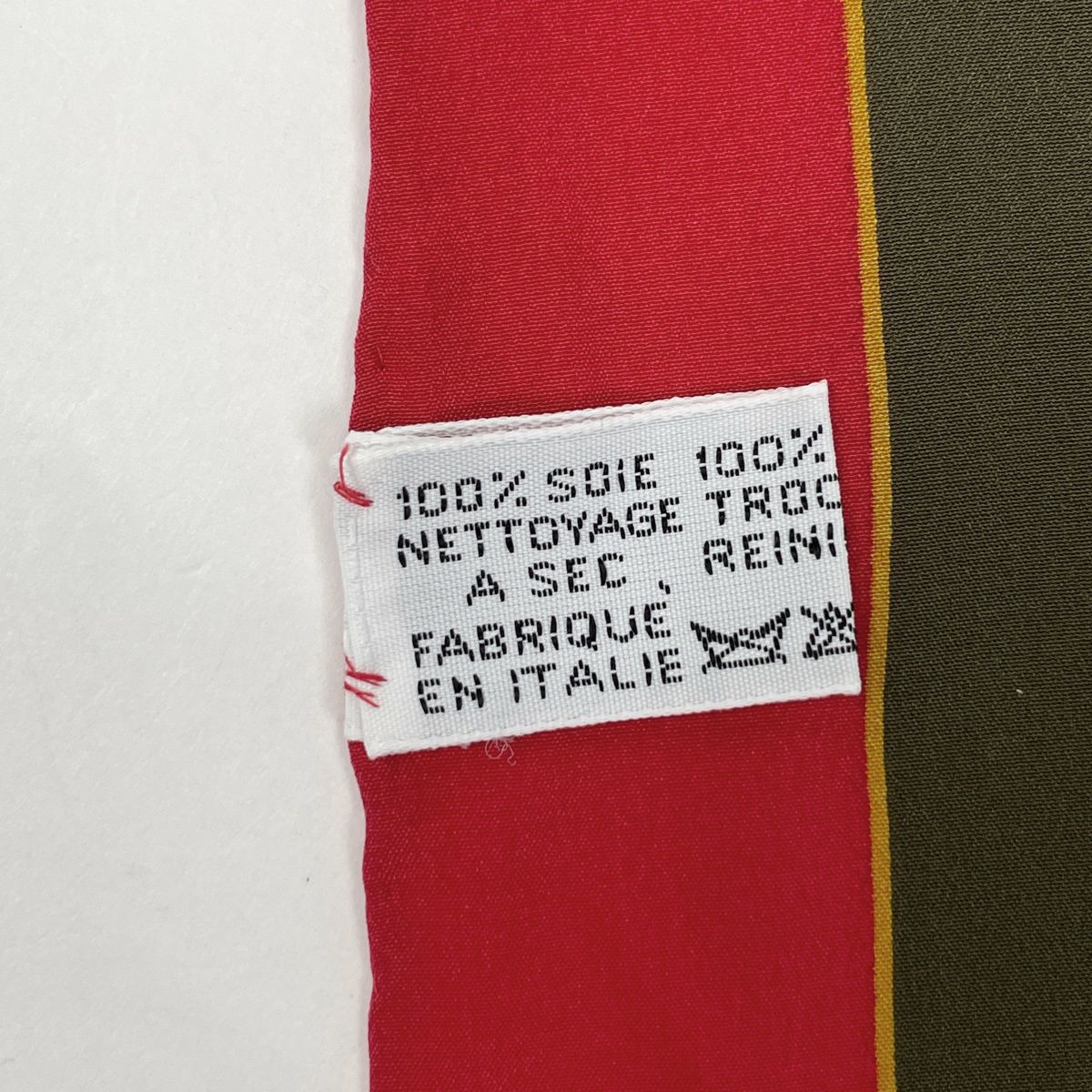 Cartier Scarf Panthere Silk Red Green — view 2