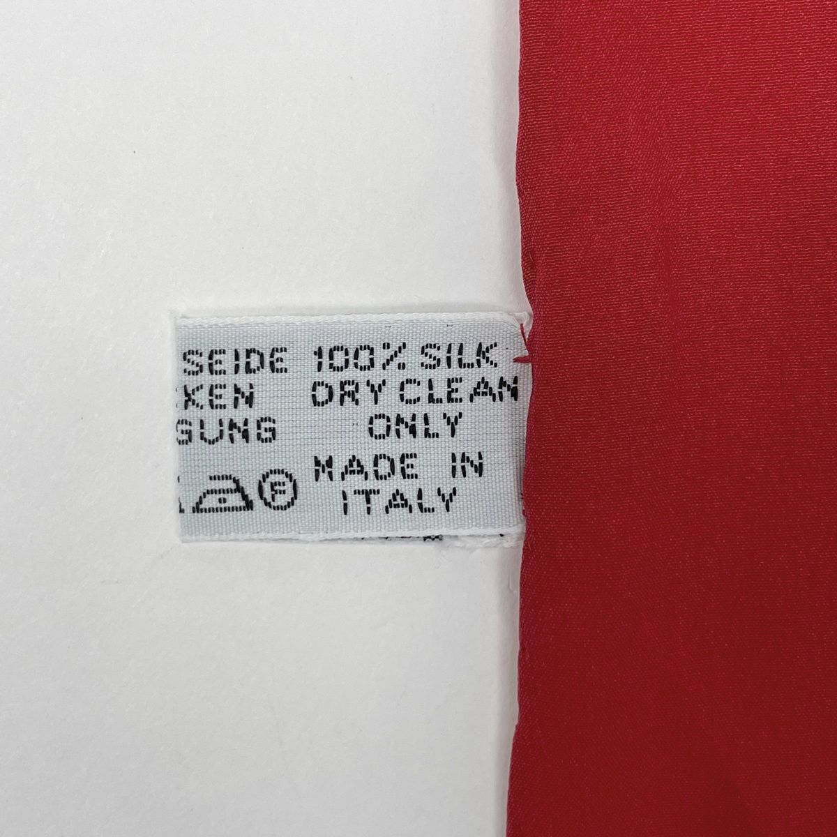Cartier Scarf Panthere Silk Red Green — view 3