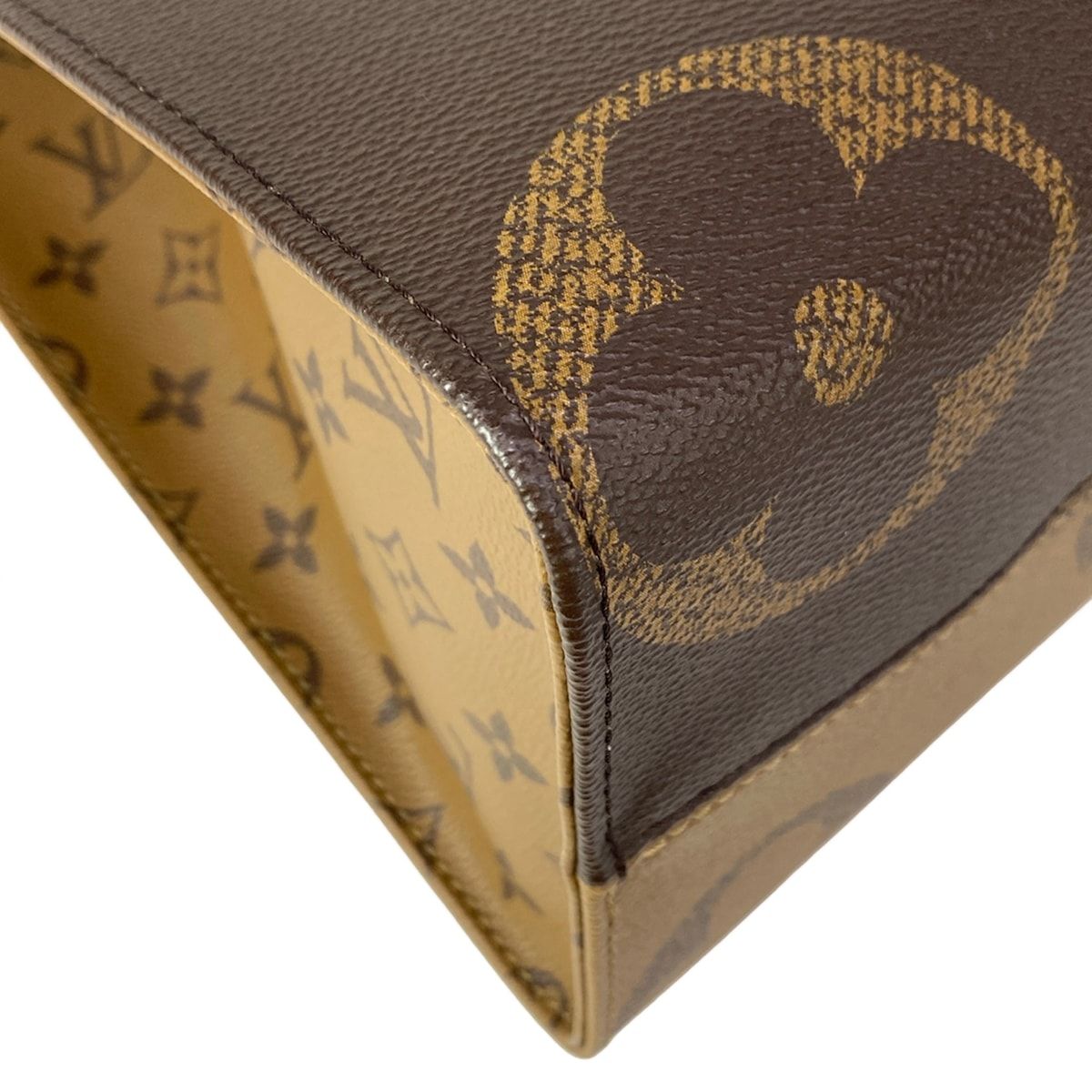 Louis Vuitton Tote Bag Monogram On The Go MM Reverse — view 6