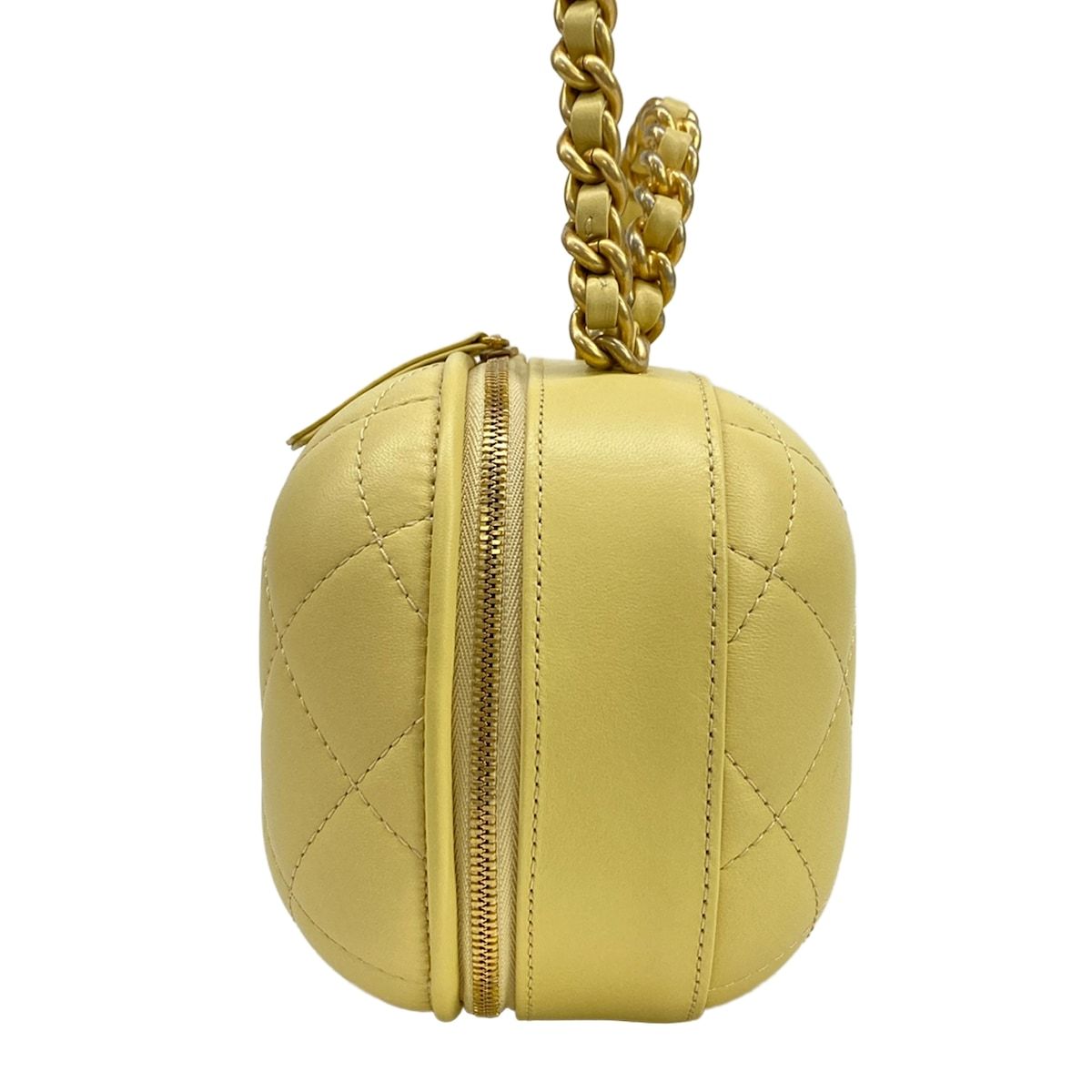 Chanel Shoulder Bag Quilted Light Yellow Lambskin — view 4
