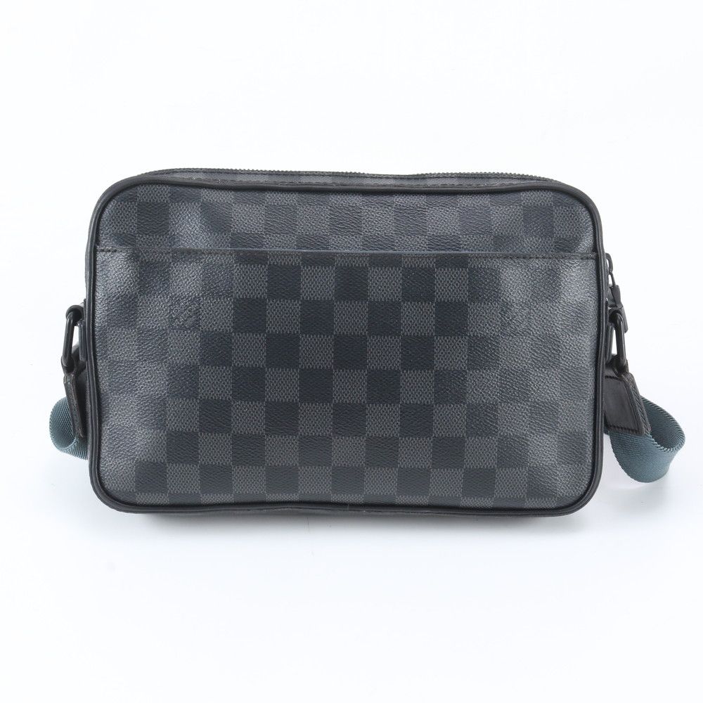 Louis Vuitton Damier Graphite Alpha Messenger Shoulder Bag Crossbody Leather — view 3