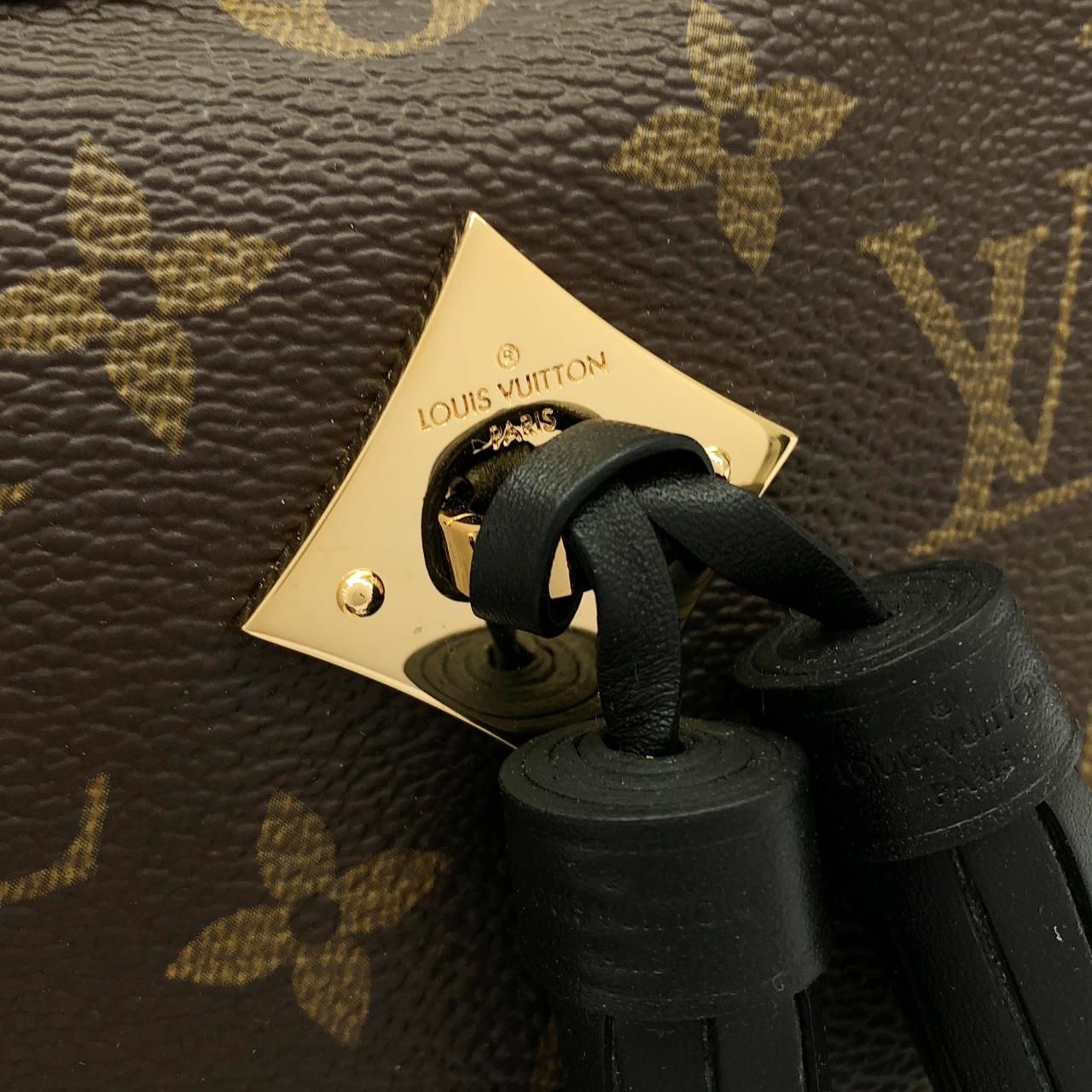Louis Vuitton Monogram Saintonge Shoulder Bag — view 6