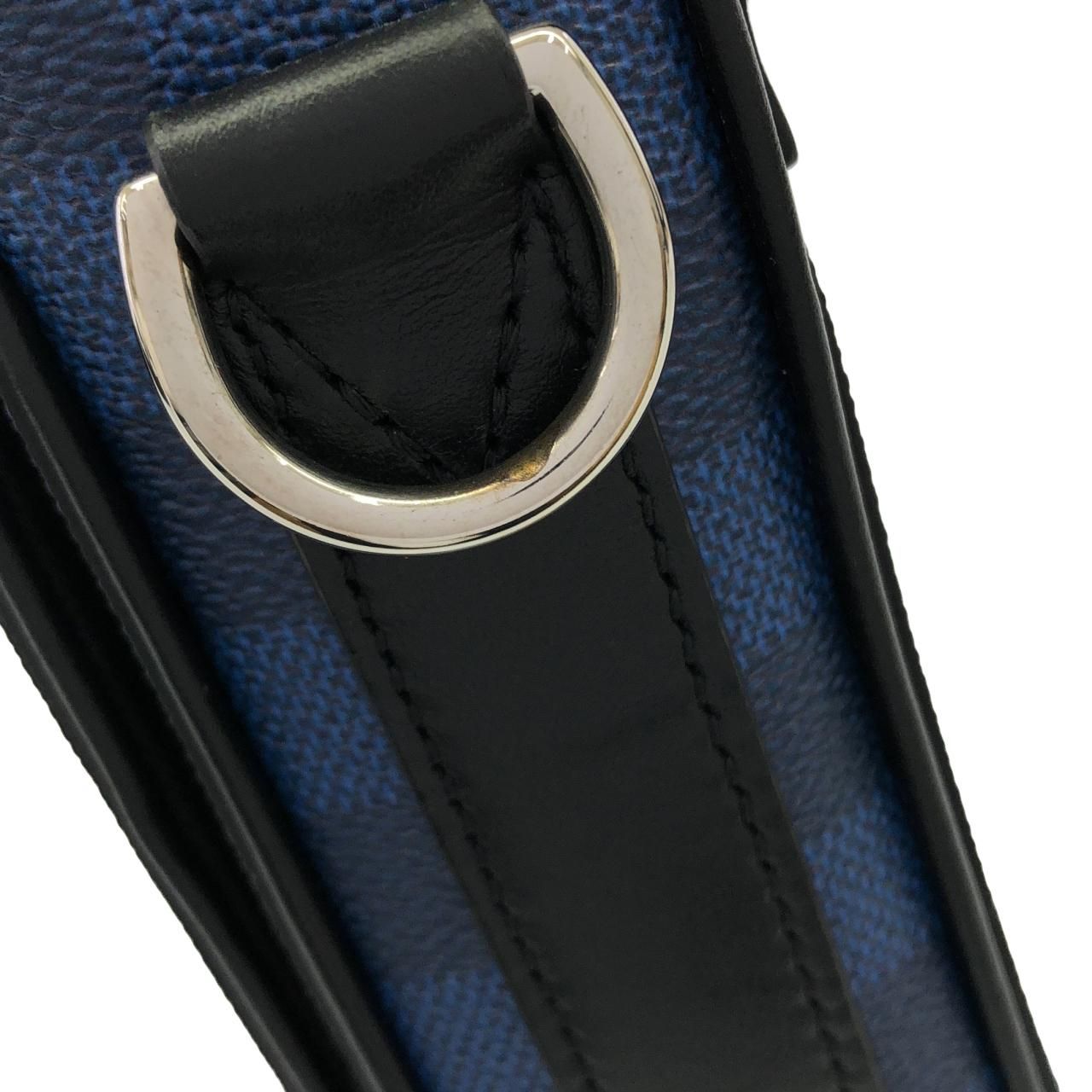 Louis Vuitton Damier Graphite Studio Messenger Shoulder Bag — view 4