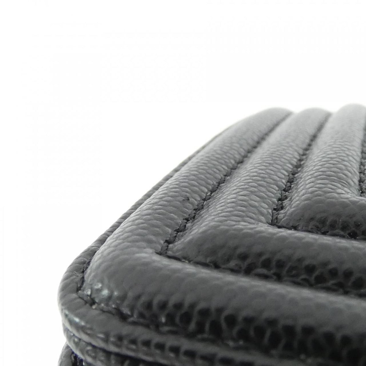 Chanel Boy Line Shoulder Bag — view 4